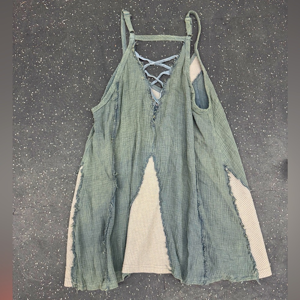 Poll large green top